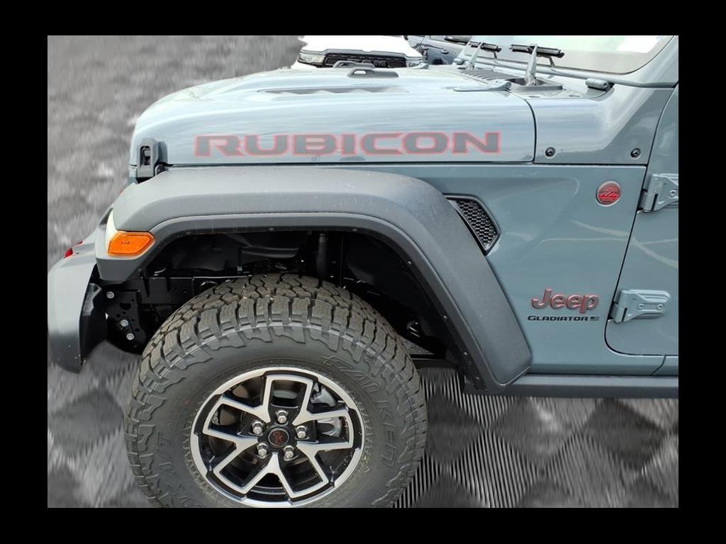 new 2025 Jeep Gladiator car, priced at $49,359