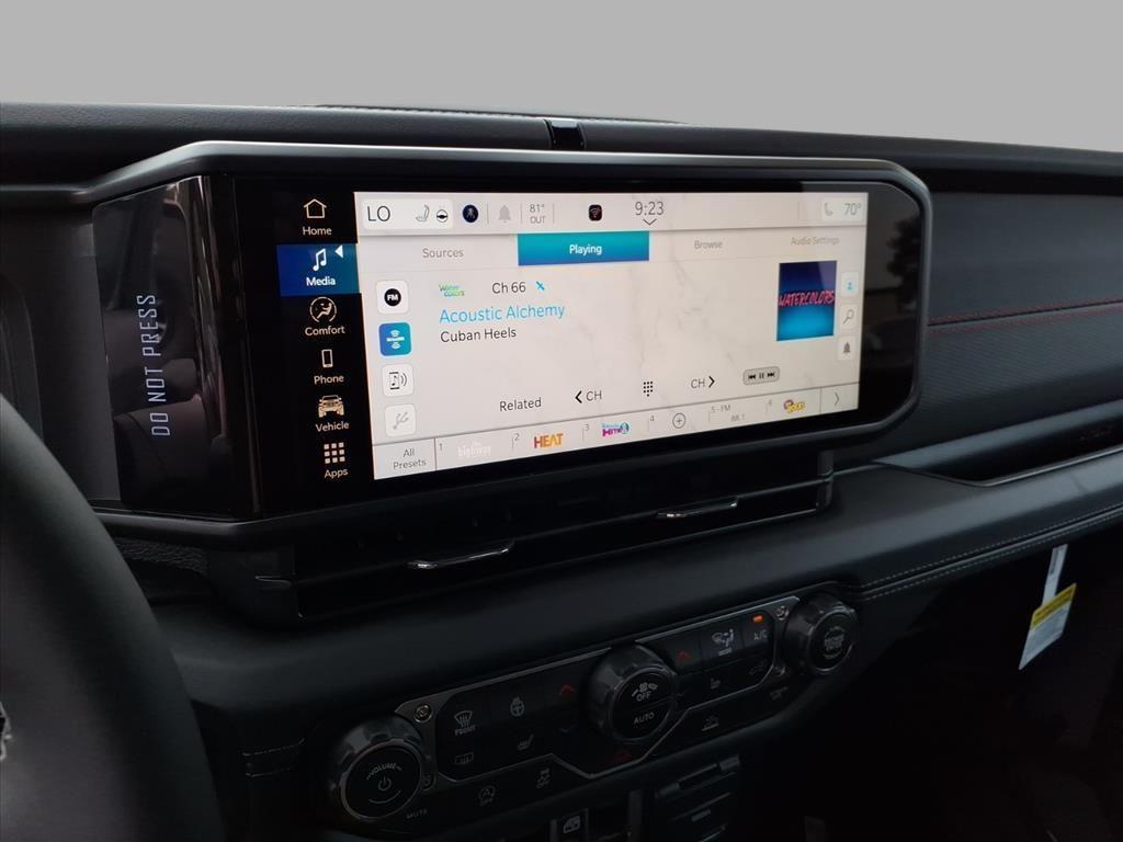 new 2025 Jeep Gladiator car, priced at $49,359