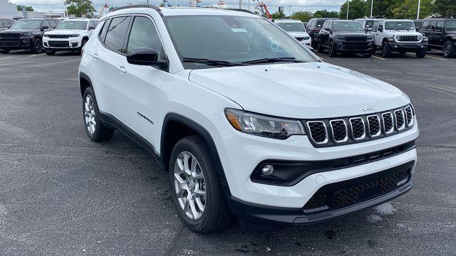 new 2024 Jeep Compass car, priced at $29,515