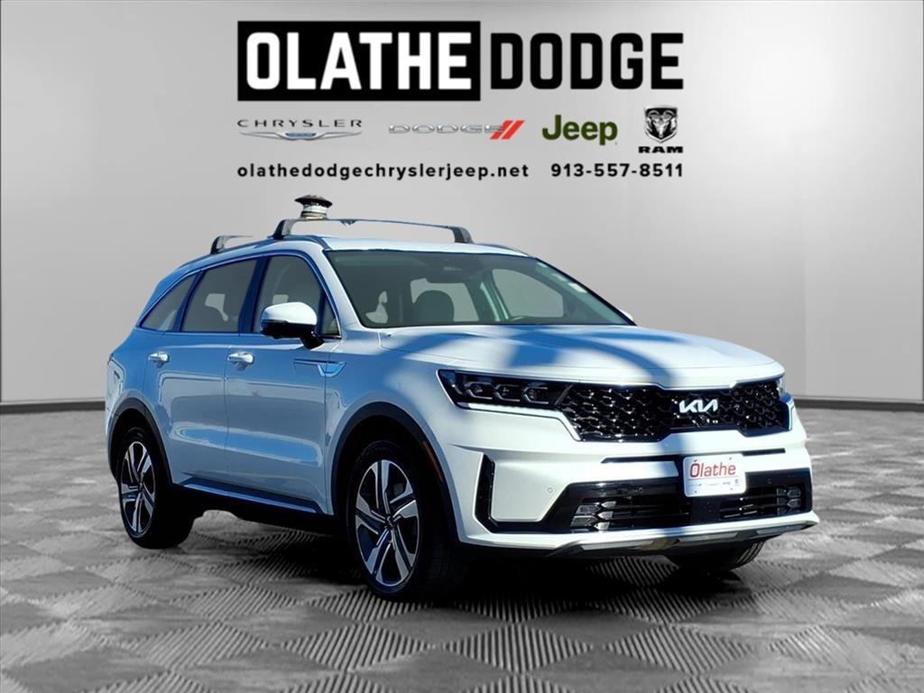 used 2023 Kia Sorento Hybrid car, priced at $29,298