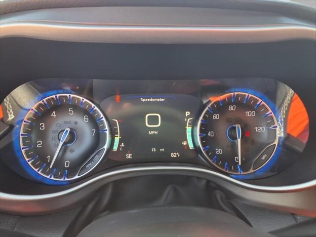 new 2025 Chrysler Pacifica car, priced at $40,477