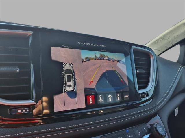 new 2025 Chrysler Pacifica car, priced at $40,477