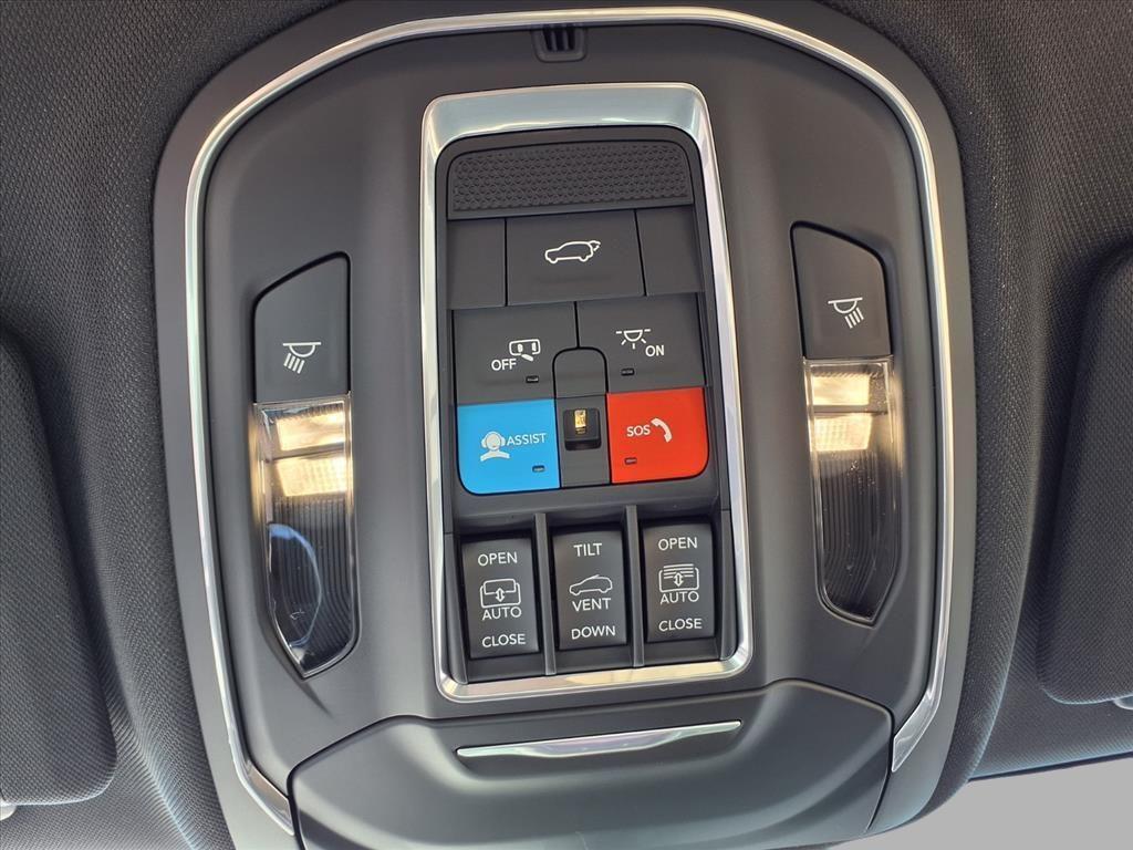 new 2025 Jeep Grand Cherokee car, priced at $51,266