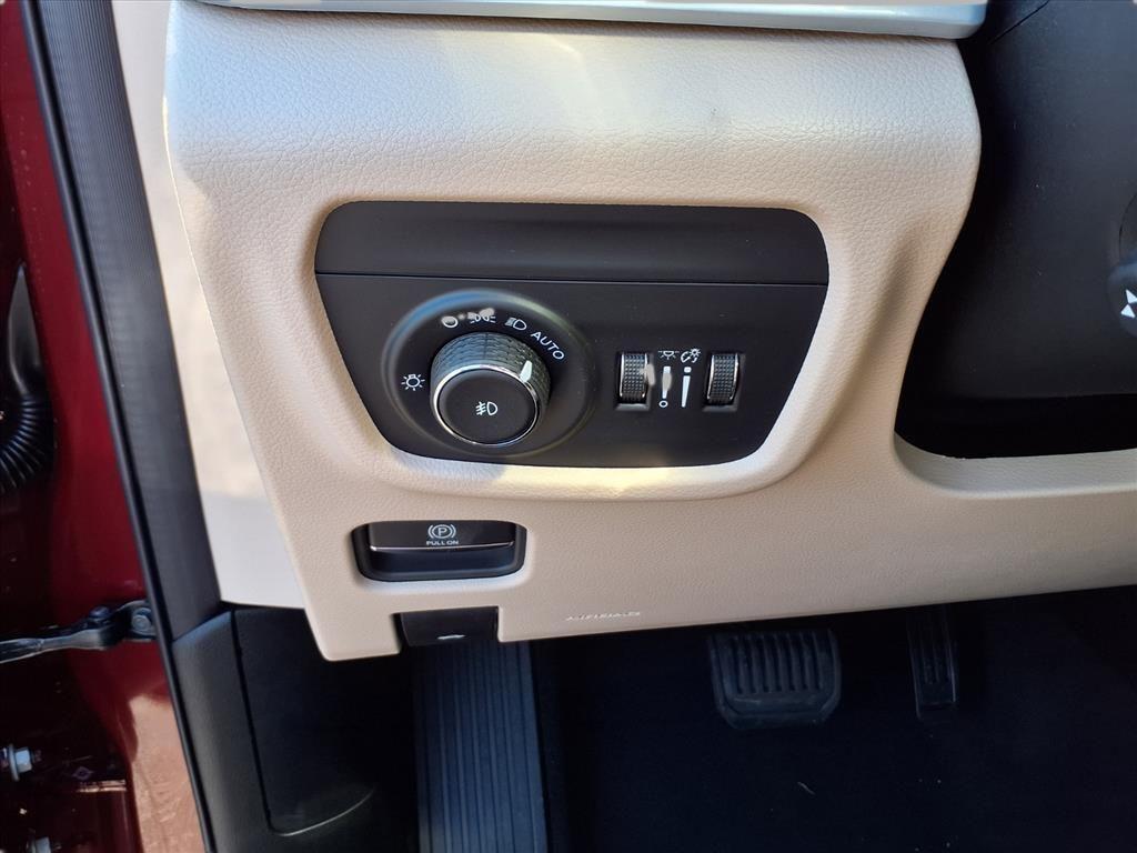 new 2025 Jeep Grand Cherokee car, priced at $51,266