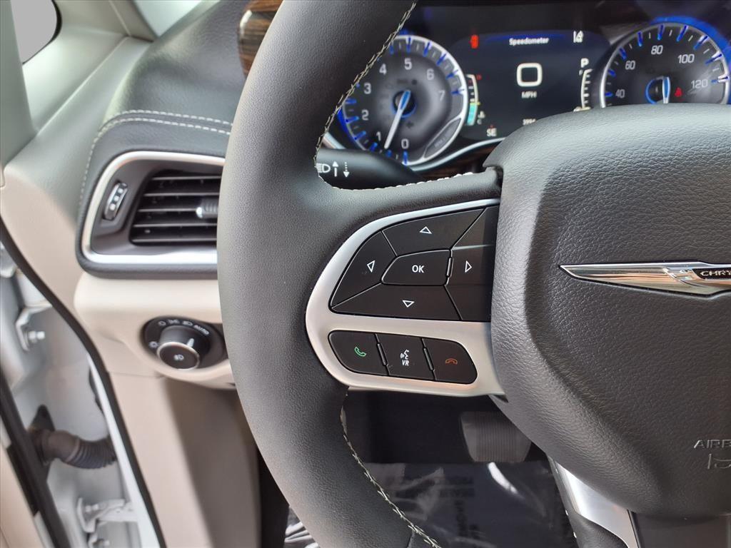 used 2023 Chrysler Pacifica car, priced at $40,890