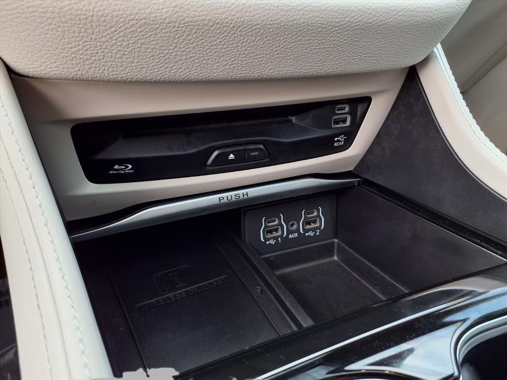 used 2023 Chrysler Pacifica car, priced at $40,890