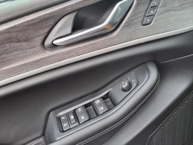 new 2025 Jeep Grand Cherokee L car, priced at $45,258