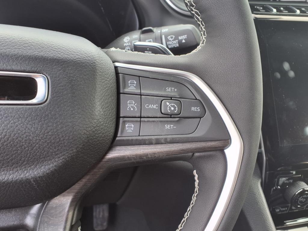 new 2025 Jeep Grand Cherokee L car, priced at $44,200