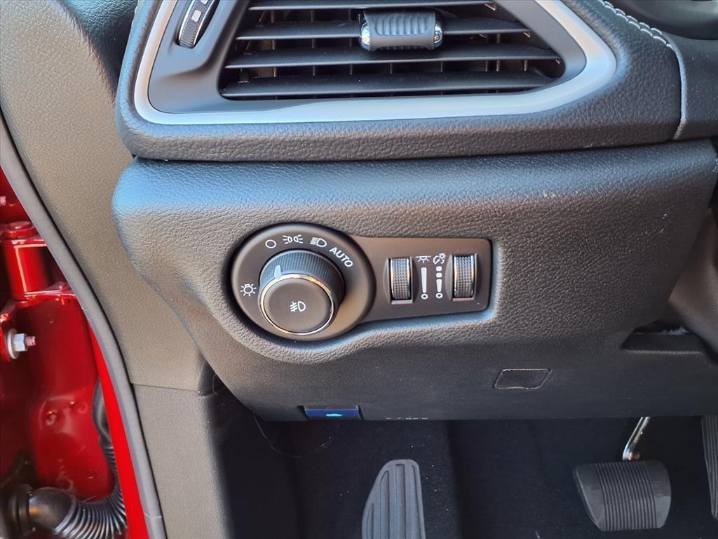 new 2026 Chrysler Pacifica car, priced at $42,201