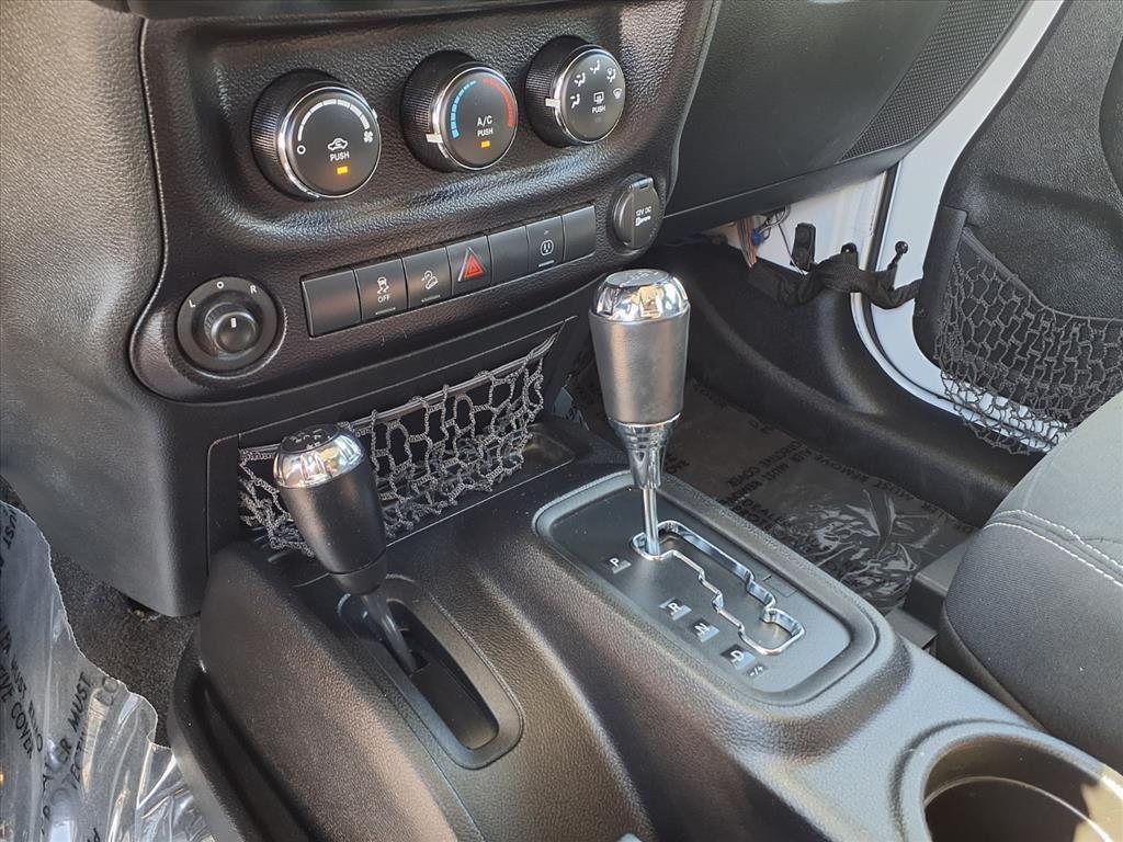 used 2016 Jeep Wrangler Unlimited car, priced at $27,995