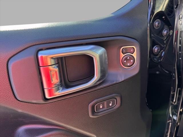 new 2025 Jeep Gladiator car, priced at $44,030