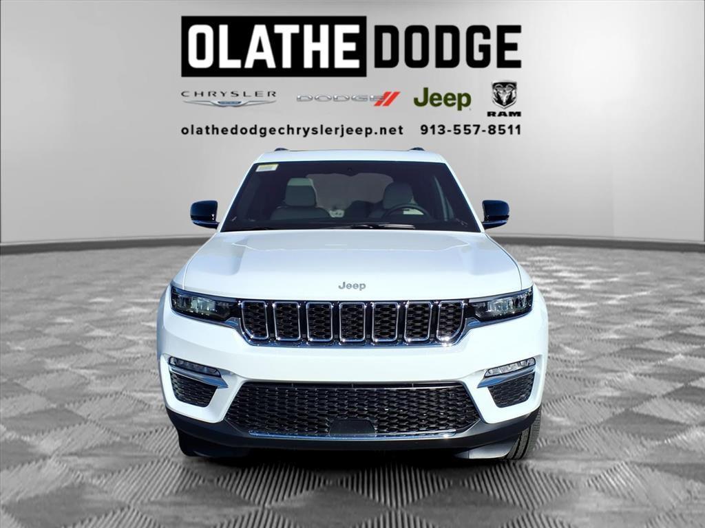new 2025 Jeep Grand Cherokee car, priced at $44,609