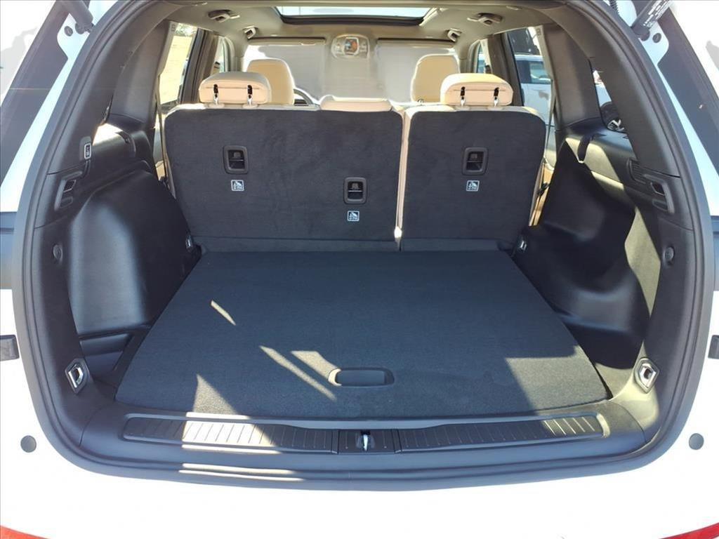 new 2025 Jeep Grand Cherokee car, priced at $44,609