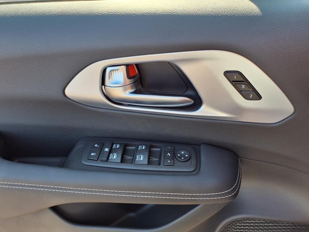 new 2026 Chrysler Pacifica car, priced at $47,550
