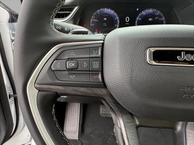 new 2025 Jeep Grand Cherokee car, priced at $39,355