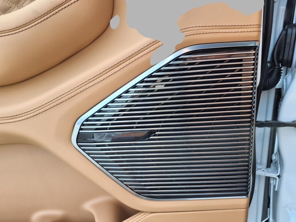 new 2025 Jeep Grand Cherokee car, priced at $59,190