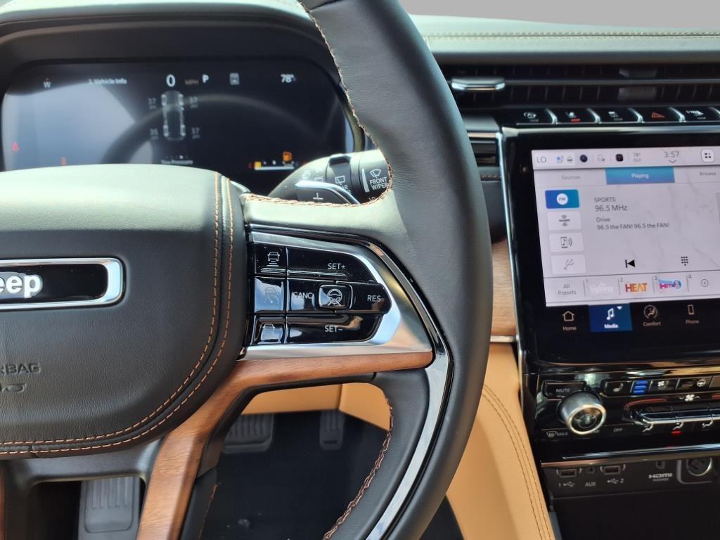 new 2025 Jeep Grand Cherokee car, priced at $59,190