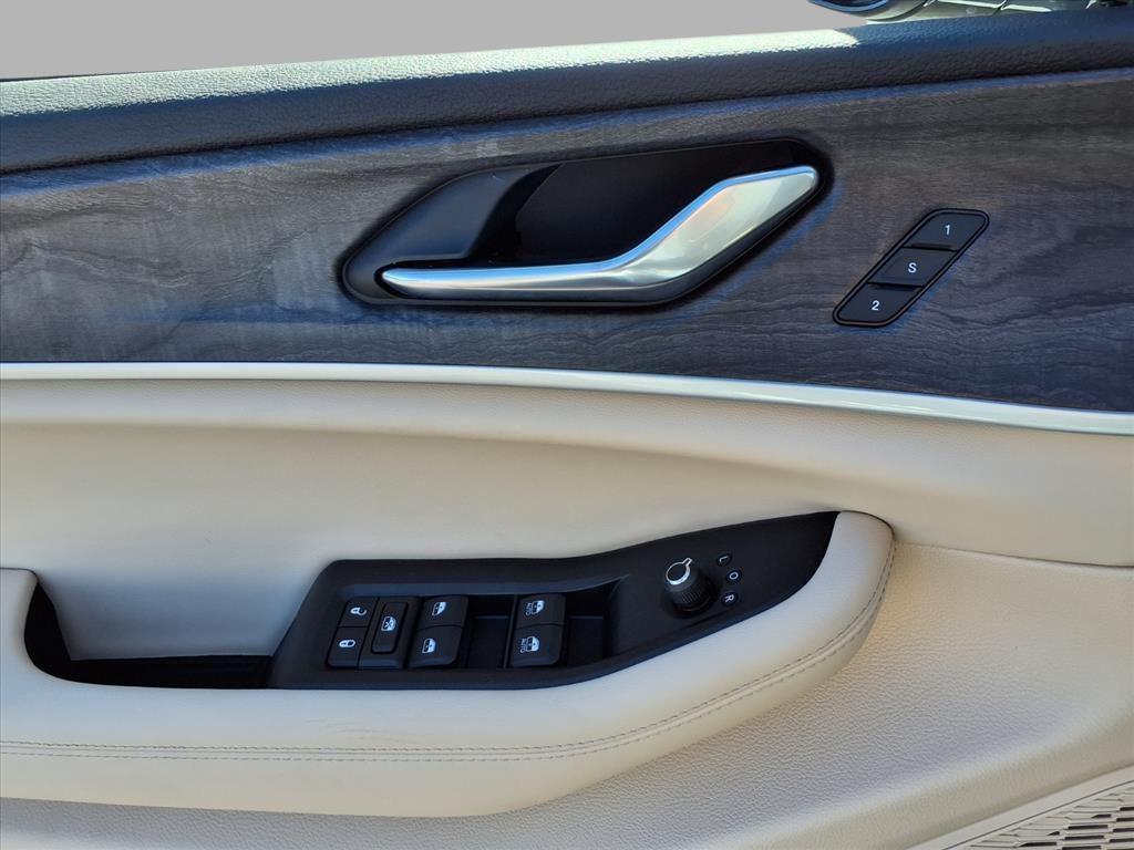 new 2025 Jeep Grand Cherokee L car, priced at $49,292