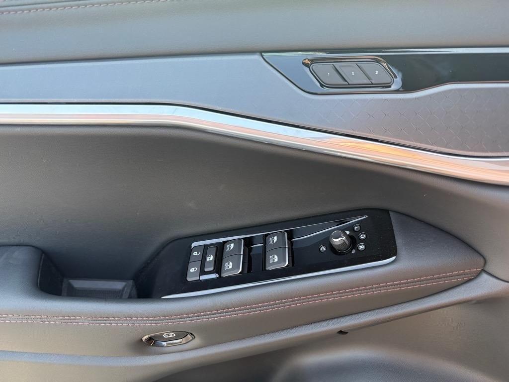 new 2025 Jeep Wagoneer S car, priced at $43,650