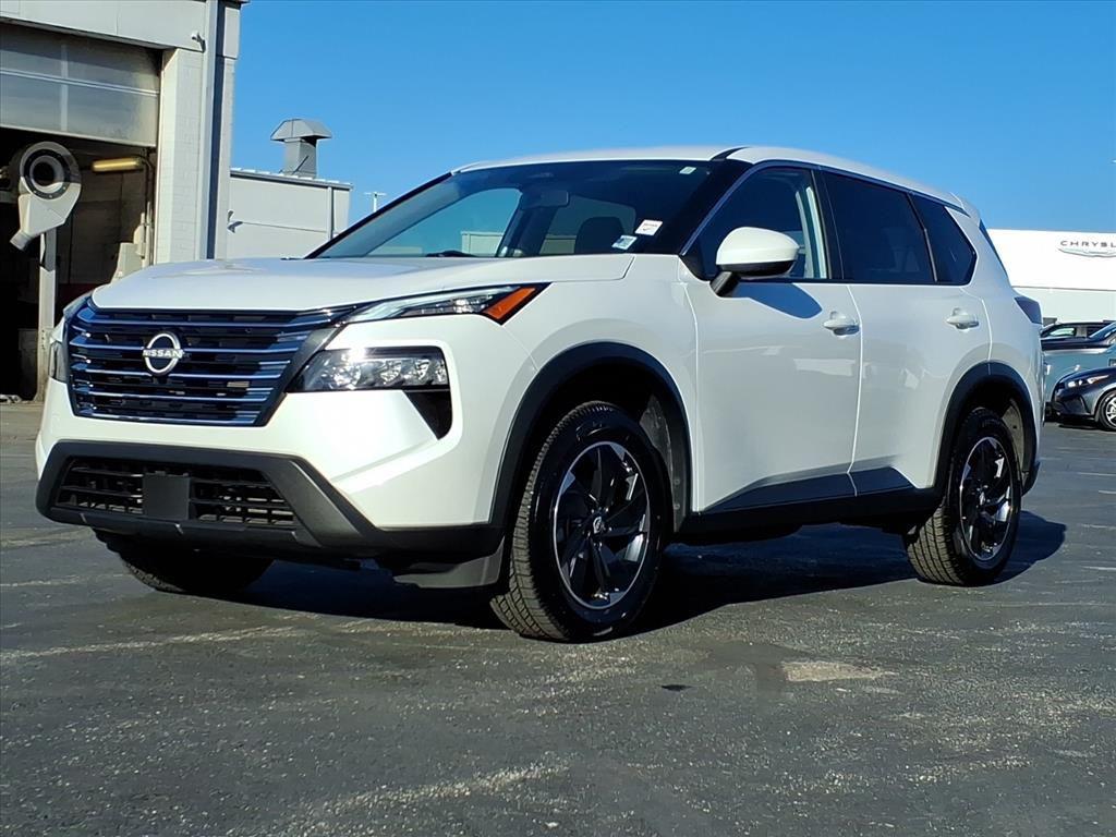 used 2024 Nissan Rogue car, priced at $22,241