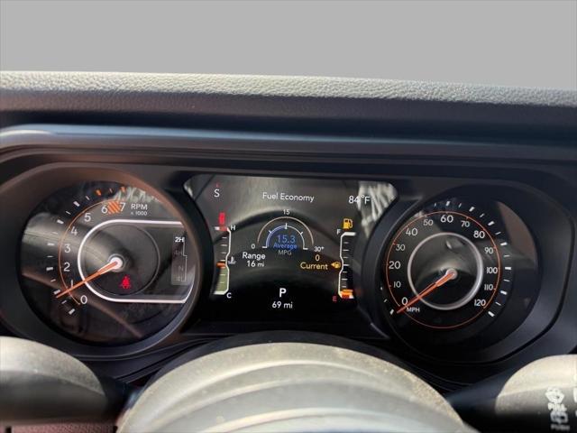 new 2025 Jeep Wrangler car, priced at $52,373