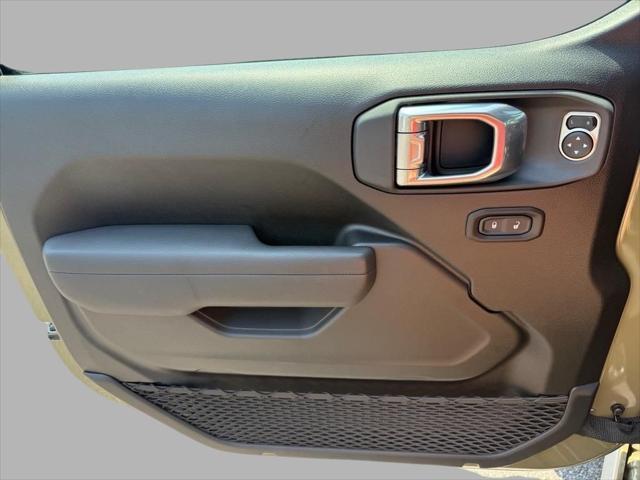 new 2025 Jeep Wrangler car, priced at $52,373