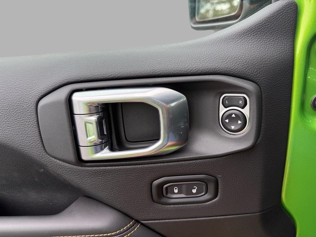 new 2025 Jeep Wrangler car, priced at $95,900