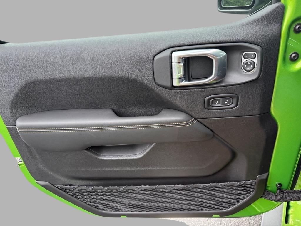 new 2025 Jeep Wrangler car, priced at $95,900