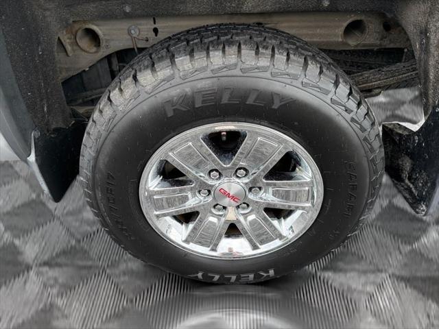 used 2016 GMC Sierra 1500 car, priced at $17,995