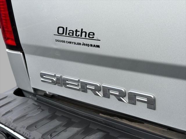 used 2016 GMC Sierra 1500 car, priced at $17,995