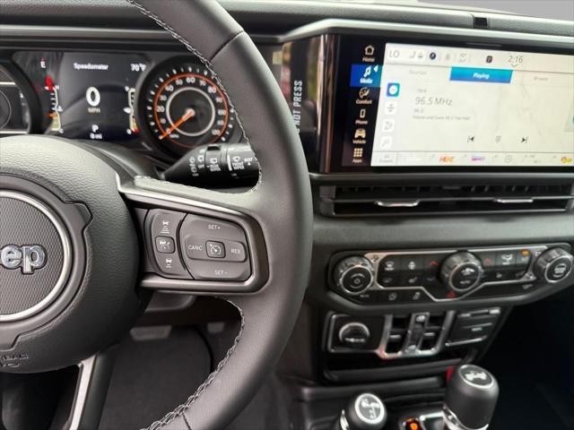 new 2025 Jeep Wrangler car, priced at $45,440