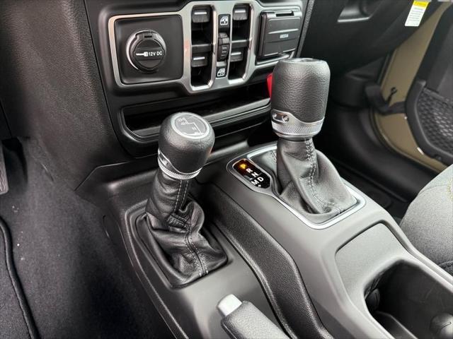 new 2025 Jeep Wrangler car, priced at $45,440