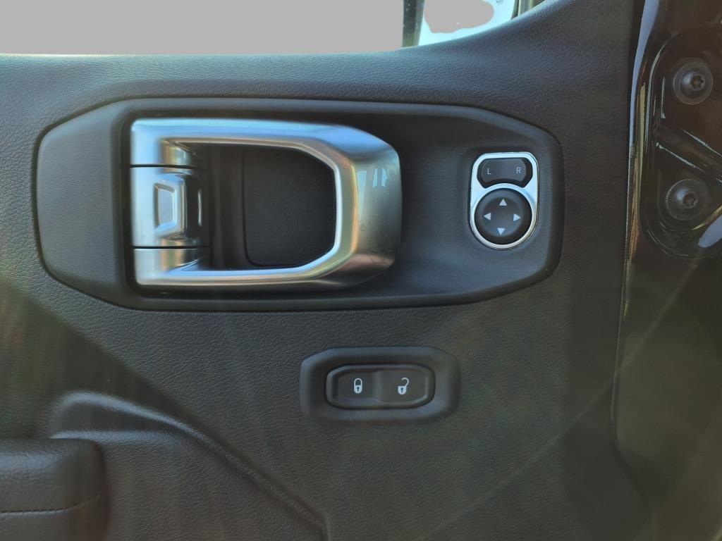 new 2025 Jeep Wrangler car, priced at $50,529