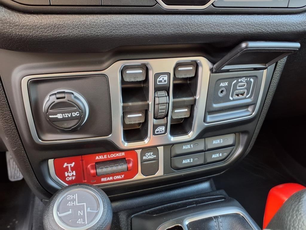 new 2025 Jeep Wrangler car, priced at $50,529