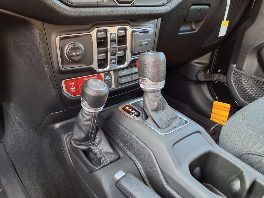 new 2025 Jeep Wrangler car, priced at $50,529