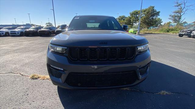 new 2025 Jeep Grand Cherokee car, priced at $51,955