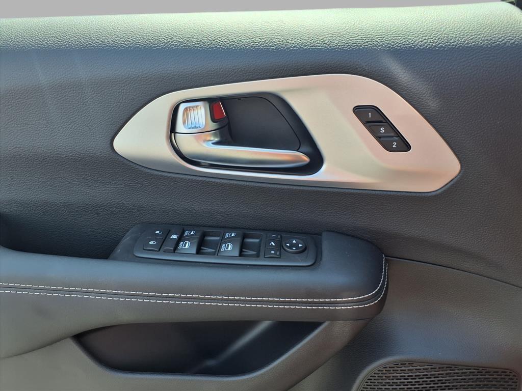 new 2026 Chrysler Pacifica car, priced at $46,090