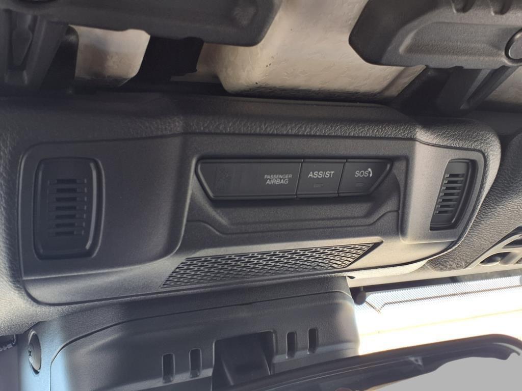 new 2025 Jeep Wrangler car, priced at $48,195