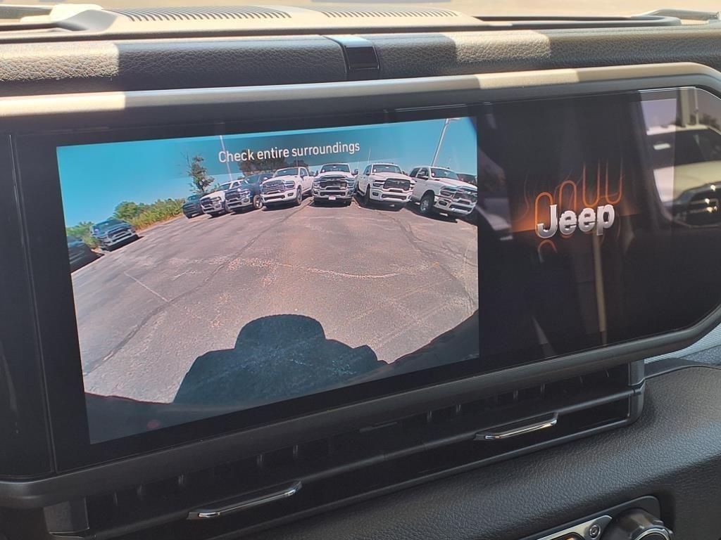 new 2025 Jeep Wrangler car, priced at $48,195