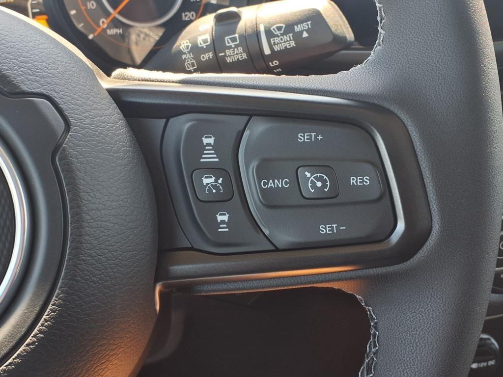 new 2025 Jeep Wrangler car, priced at $48,195