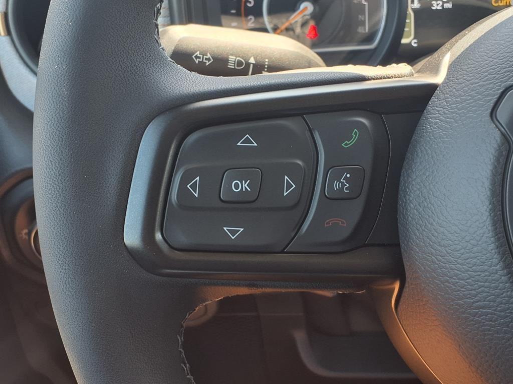 new 2025 Jeep Wrangler car, priced at $48,195