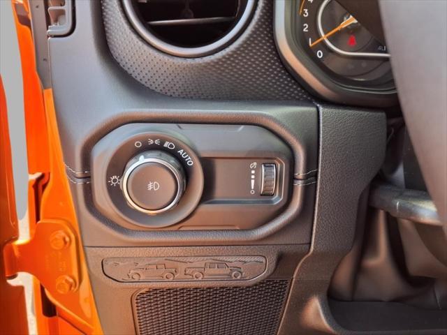 new 2025 Jeep Wrangler car, priced at $61,890