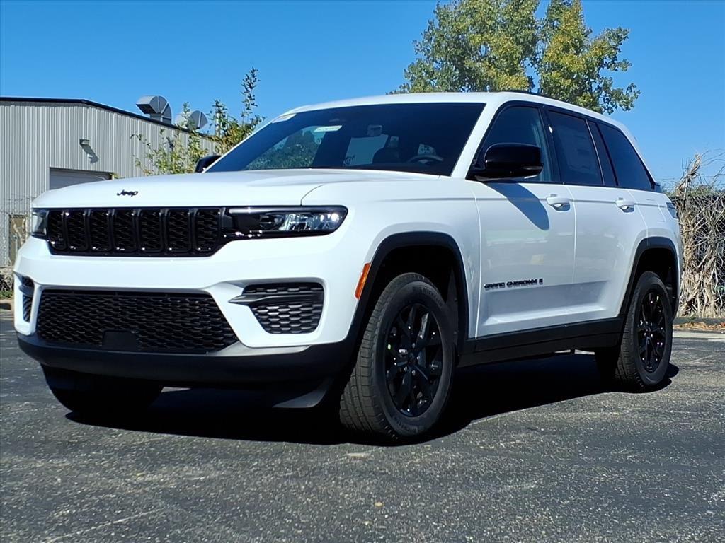 new 2025 Jeep Grand Cherokee car, priced at $40,609