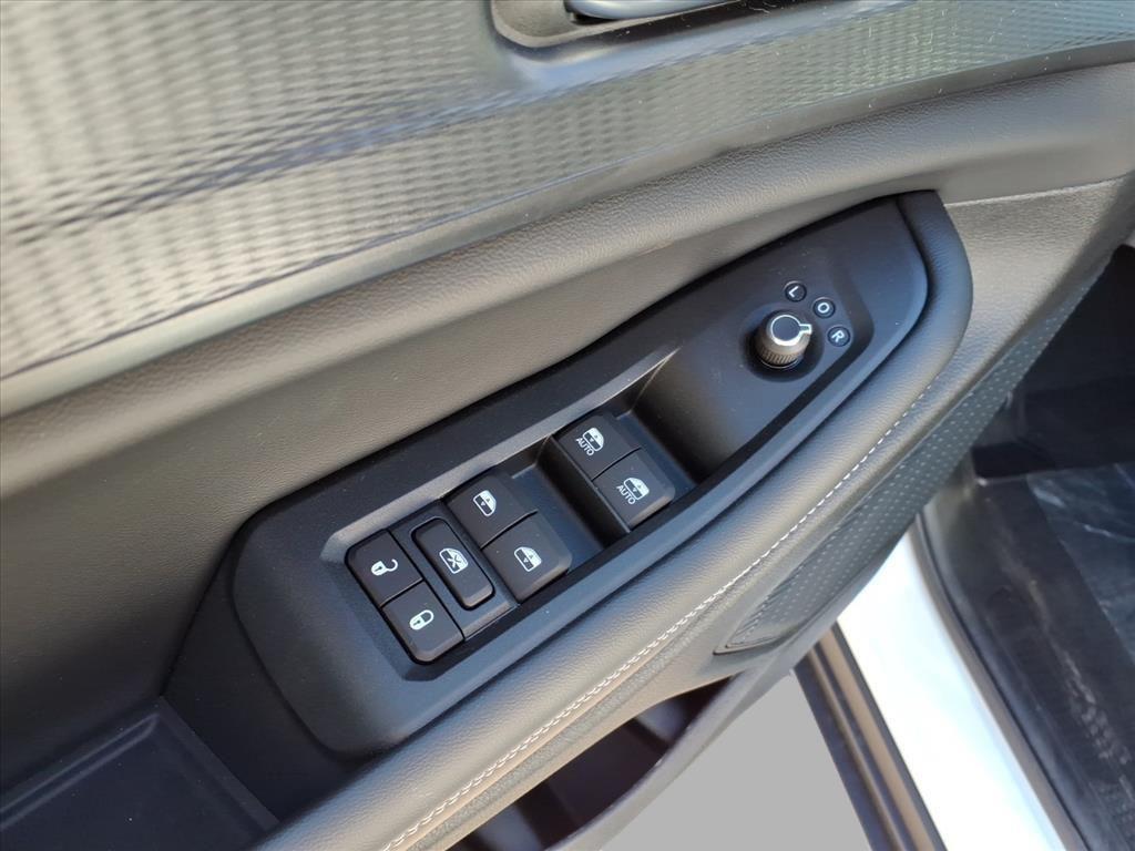 new 2025 Jeep Grand Cherokee car, priced at $40,609