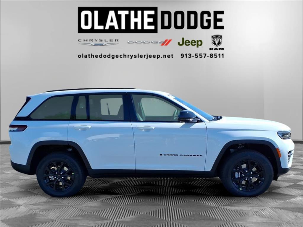new 2025 Jeep Grand Cherokee car, priced at $40,609
