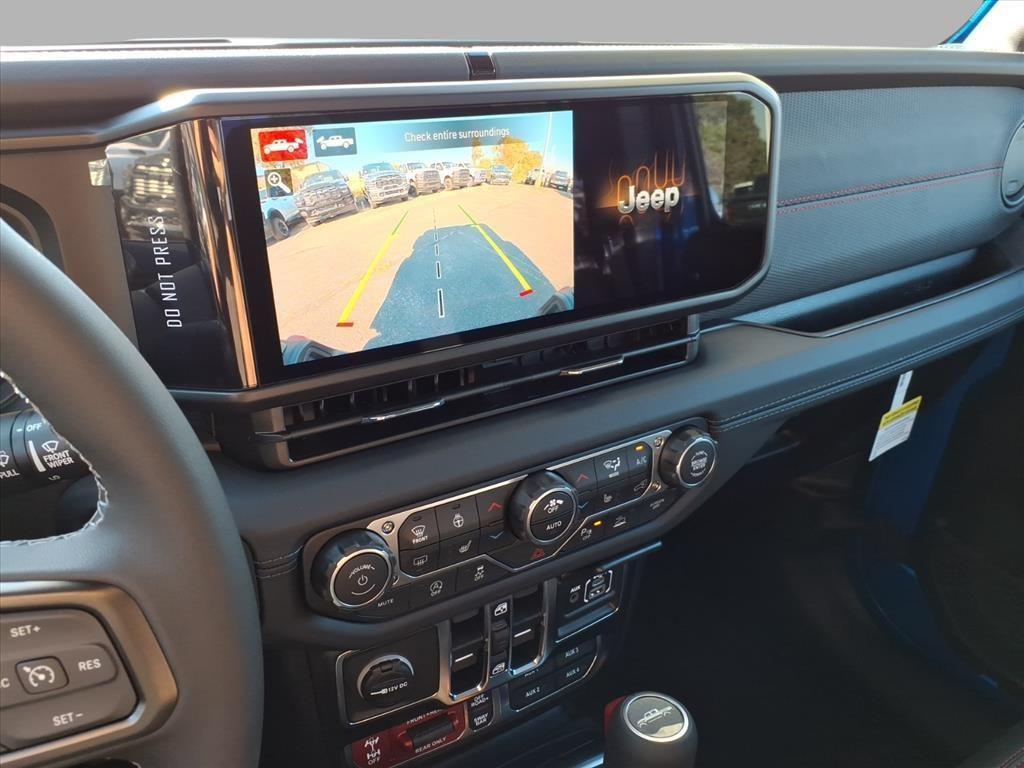 new 2025 Jeep Gladiator car, priced at $53,359