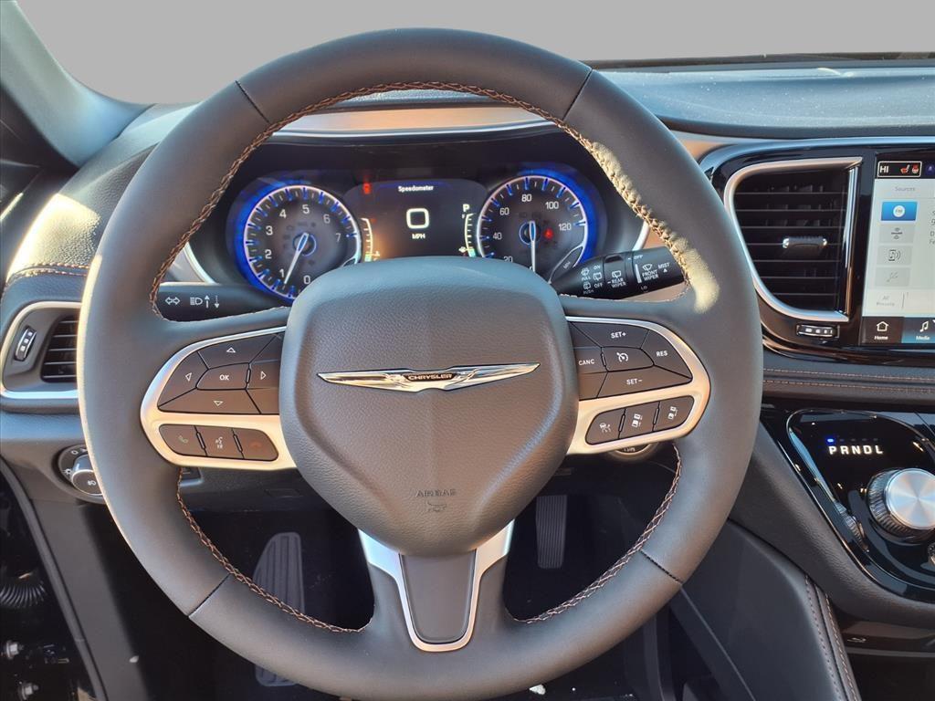 new 2026 Chrysler Pacifica car, priced at $49,471