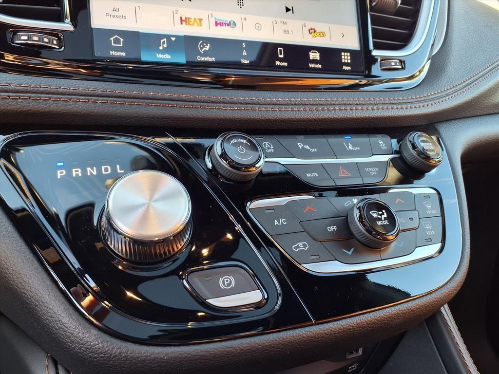 new 2026 Chrysler Pacifica car, priced at $49,471