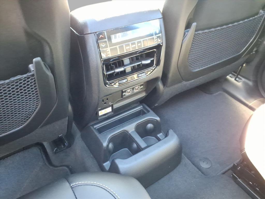 new 2025 Jeep Grand Cherokee L car, priced at $48,469