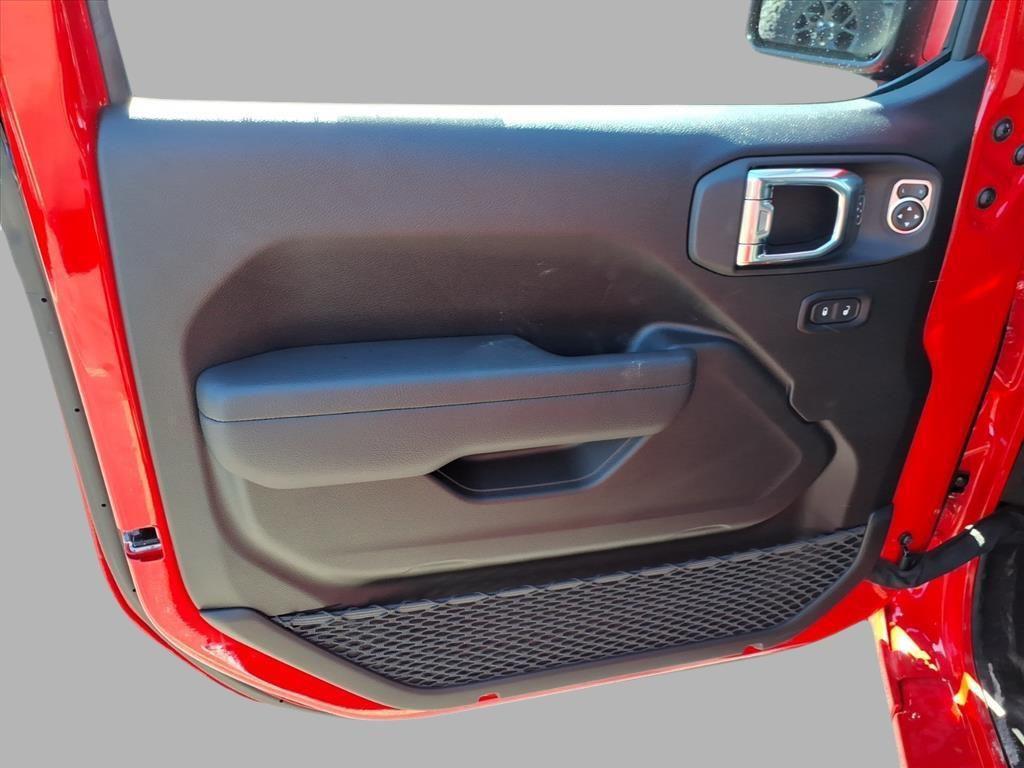 new 2026 Jeep Wrangler car, priced at $40,473